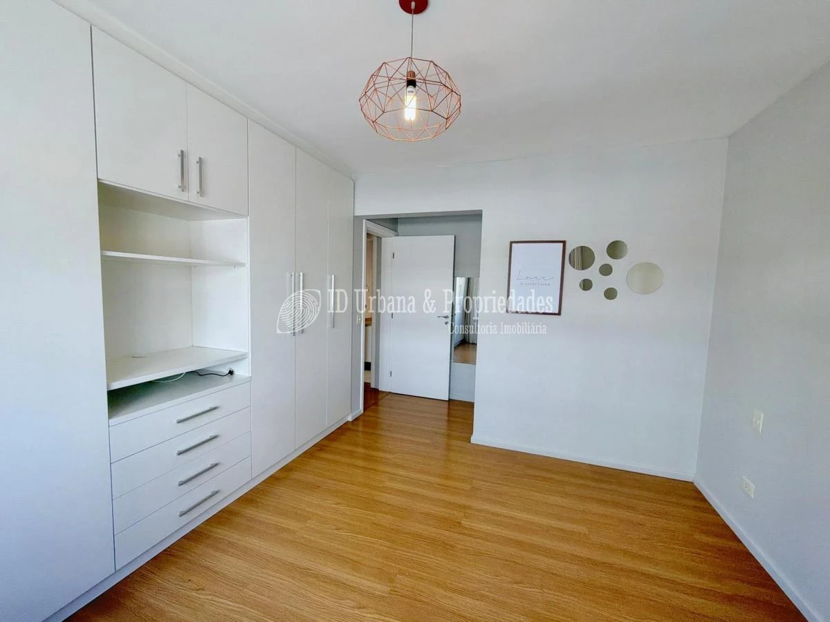 3-bedroom apartment in a building with a pool — photo 26