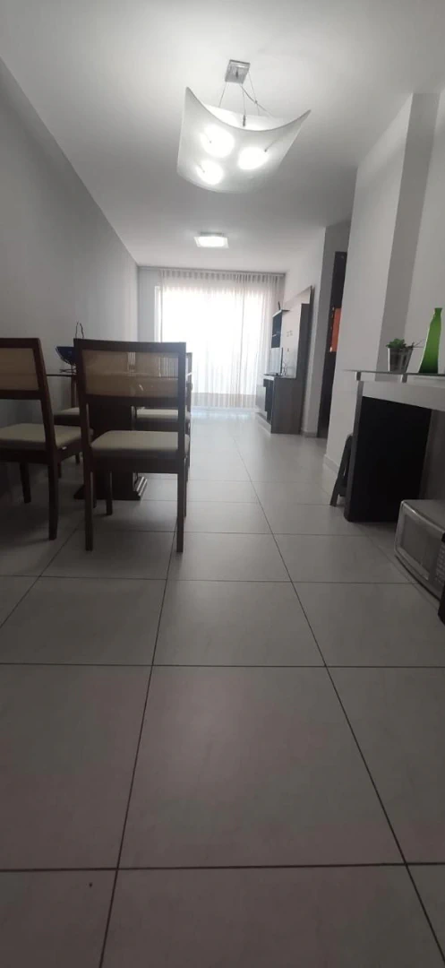 Furnished 2-bedroom apartment with an en-suite and parking — photo 11