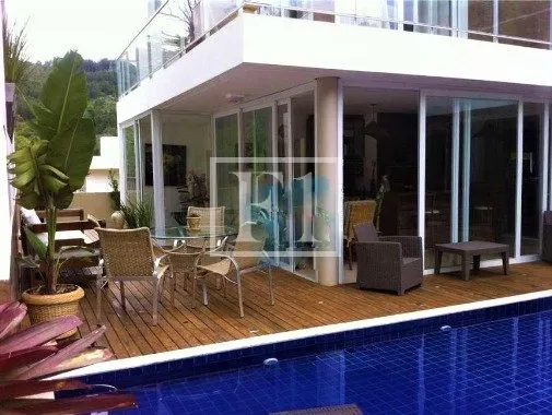 Furnished house, 450 m², with floor-to-ceiling windows — photo 73
