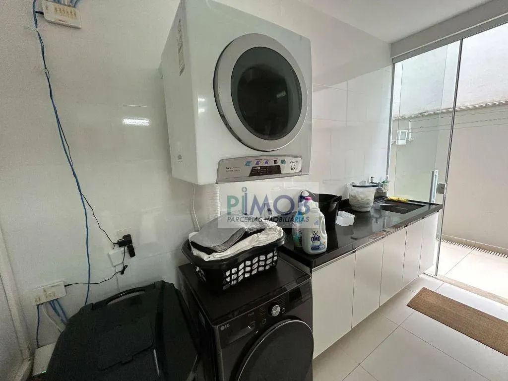 Casa mobiliada com 3 quartos e 5 banheiros, 550 m² — photo 12