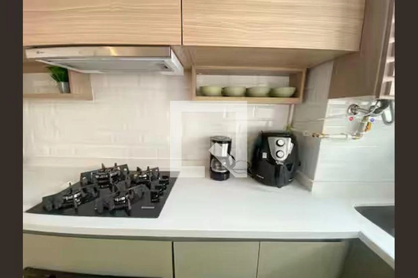 Apartamento amueblado de 2 dormitorios con cocina abierta — photo 40