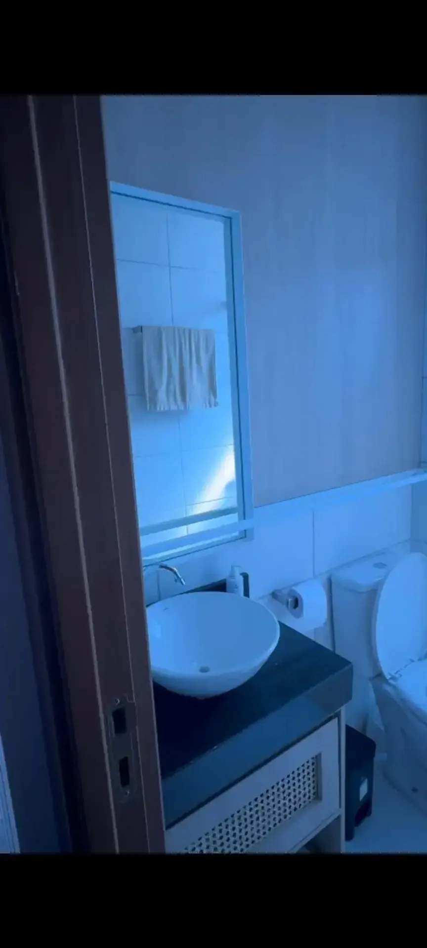 44 m² apartment with 2 bedrooms and pool in the building — photo 8