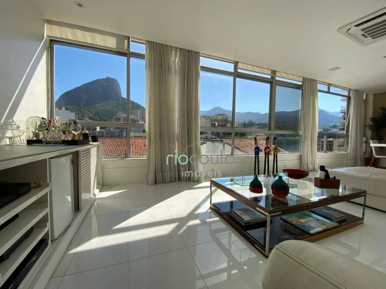 4-bedroom apartment with a dishwasher in Rio de Janeiro — photo 9