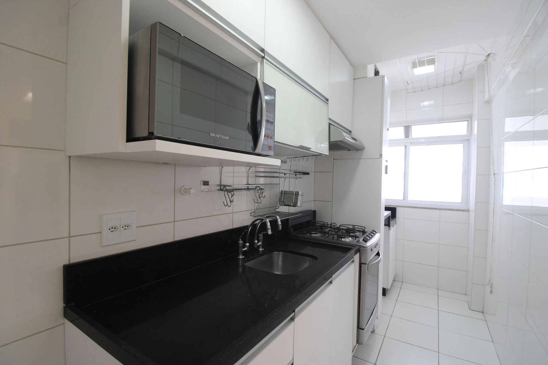 Apartment with 3 bedrooms and 2 bathrooms plus balcony — photo 38