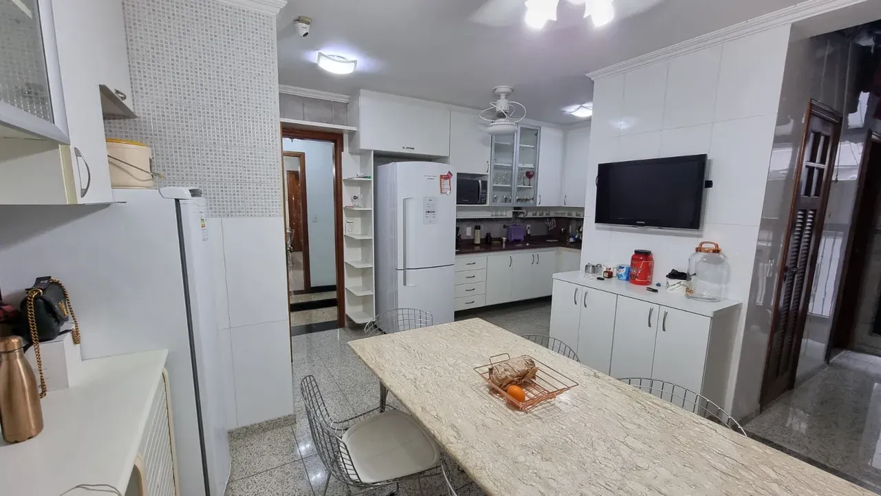 Apartamento com 3 quartos, 4 banheiros e 2 vagas — photo 24