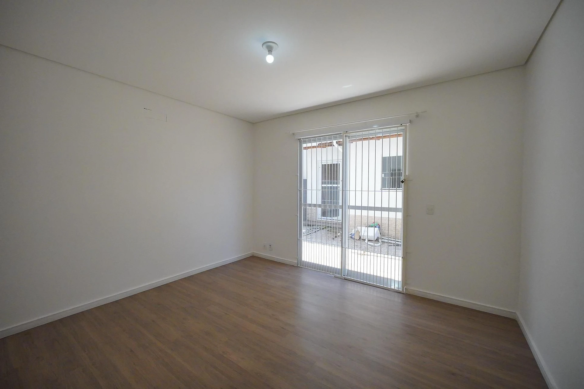 Casa de 3 dormitorios con jardín — photo 3