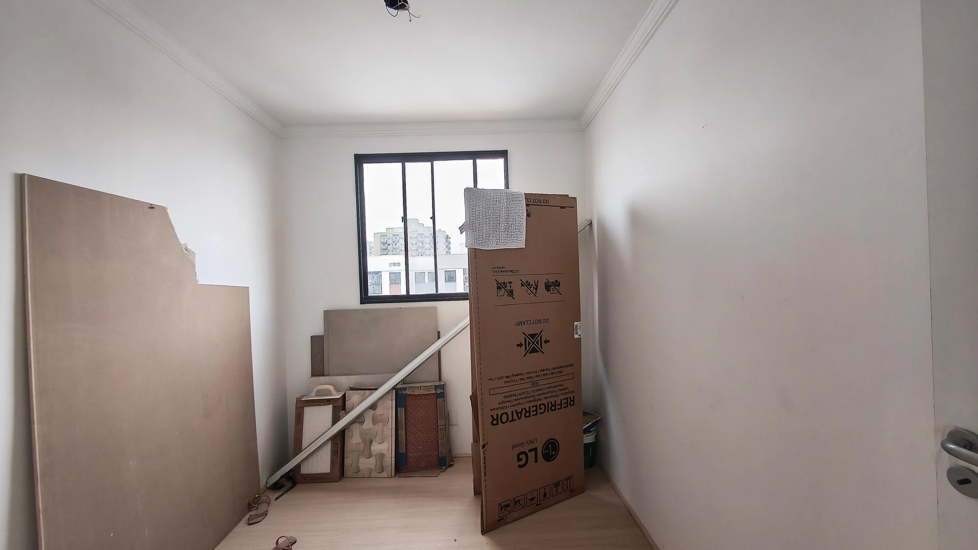 Home office in a 2-bedroom apartment, 68 m² — photo 40