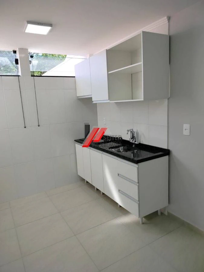 One-bedroom, 29 m² apartment in Florianópolis — photo 7