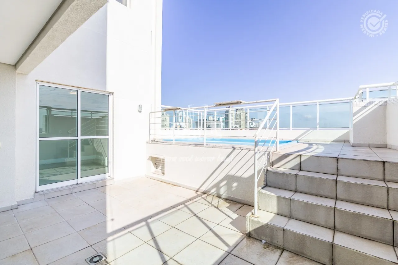 391 m² apartment with 4 en-suite bedrooms and 3 spots — photo 31