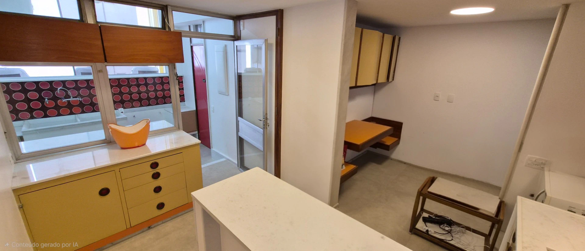 Apartamento com 4 quartos e 300 m², 1 suíte e 4 banheiros — photo 25