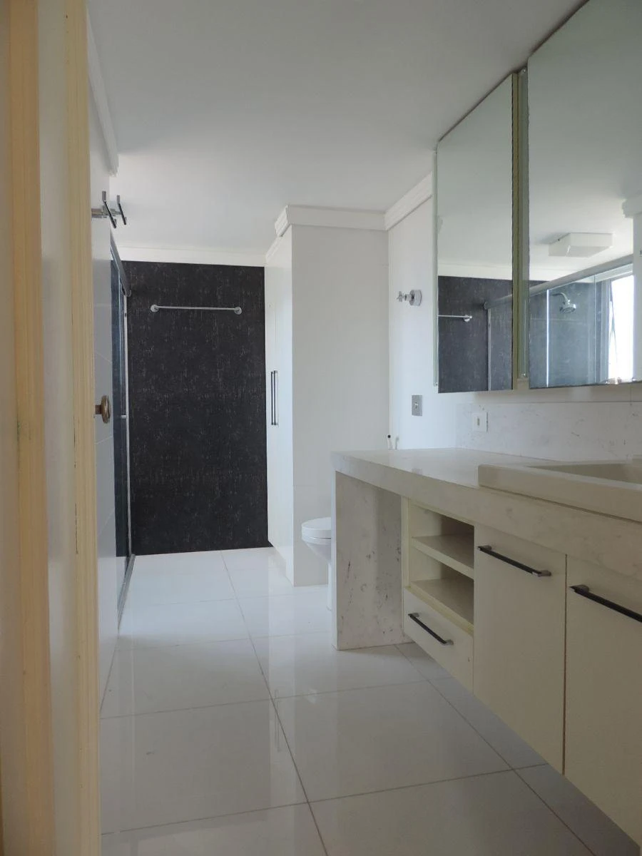 312 m² apartment with an open-plan kitchen — photo 29