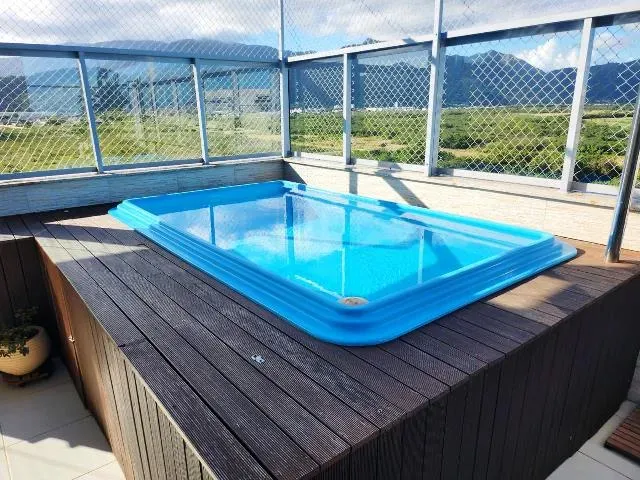 Furnished apartment, 180 m², with a grill on the balcony — photo 31