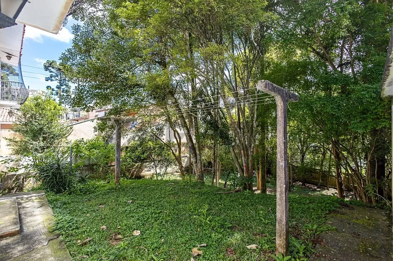 House with 3 bedrooms, 1 en-suite and private garden 309 m² — photo 58