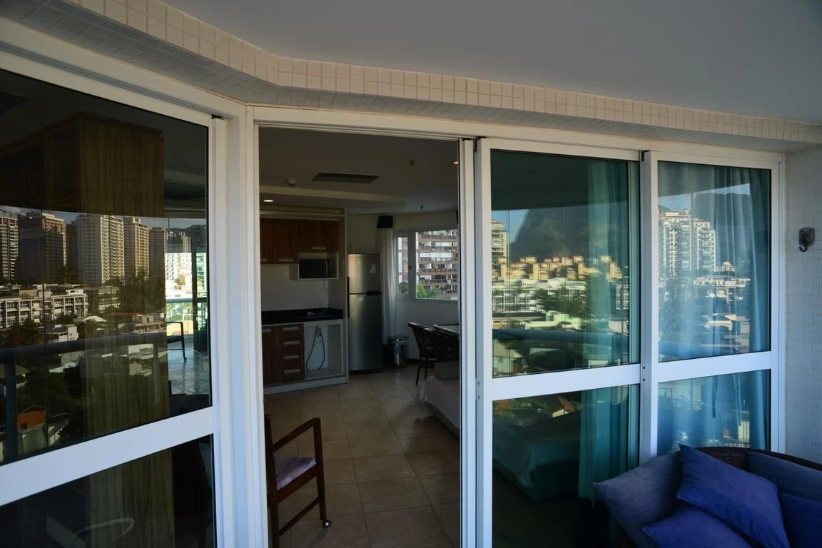Apartamento mobiliado com 1 quarto em suíte e varanda — photo 16