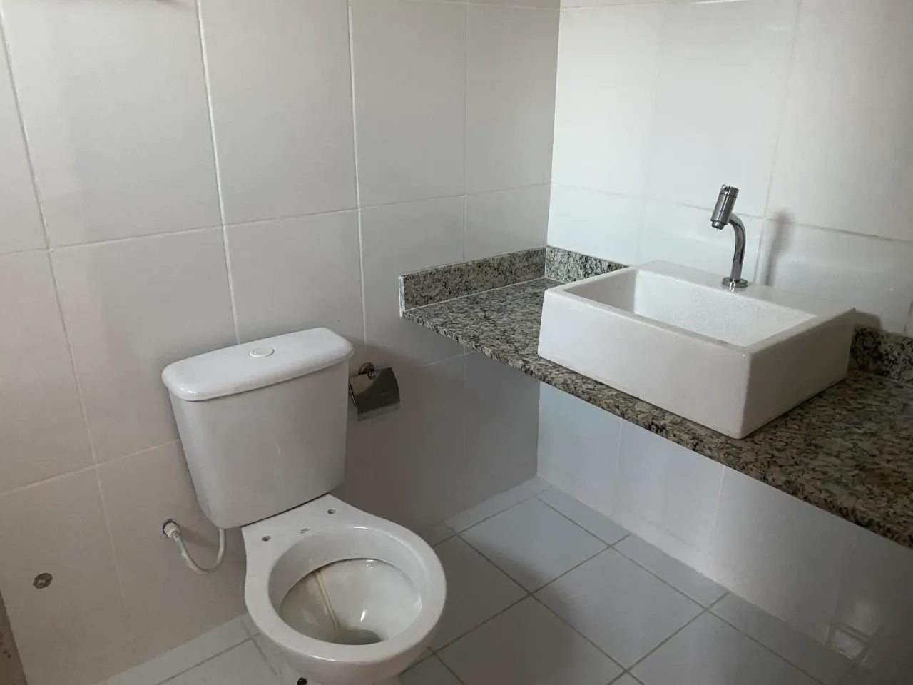 100 m² apartment with 2 bedrooms and 2 bathrooms — photo 4
