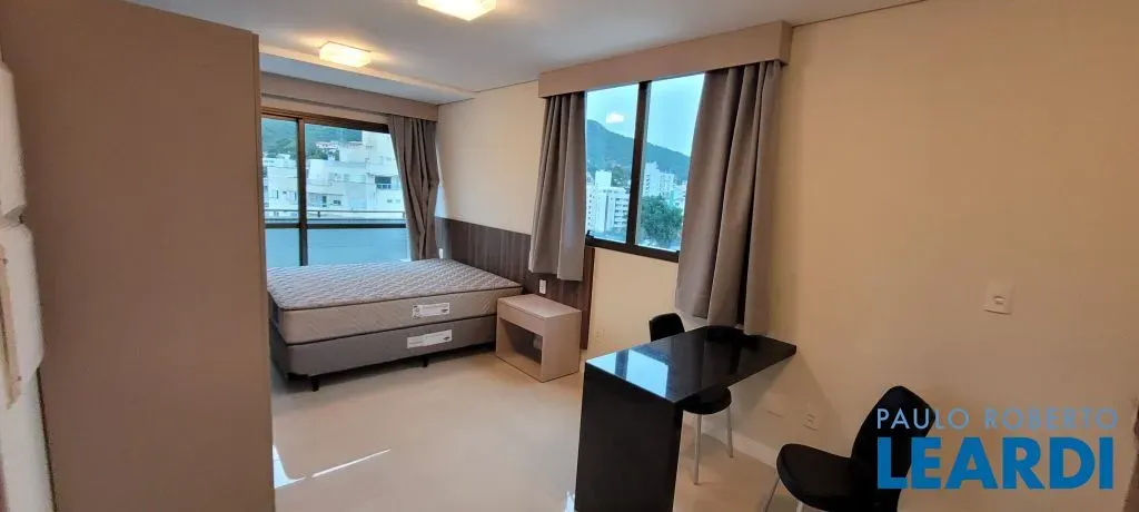 Furnished 25 m² apartment with 1 bedroom — photo 4