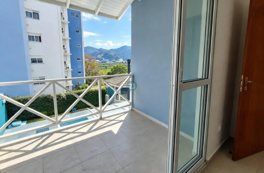Casa de 4 dormitorios con bañera en Florianópolis — photo 8