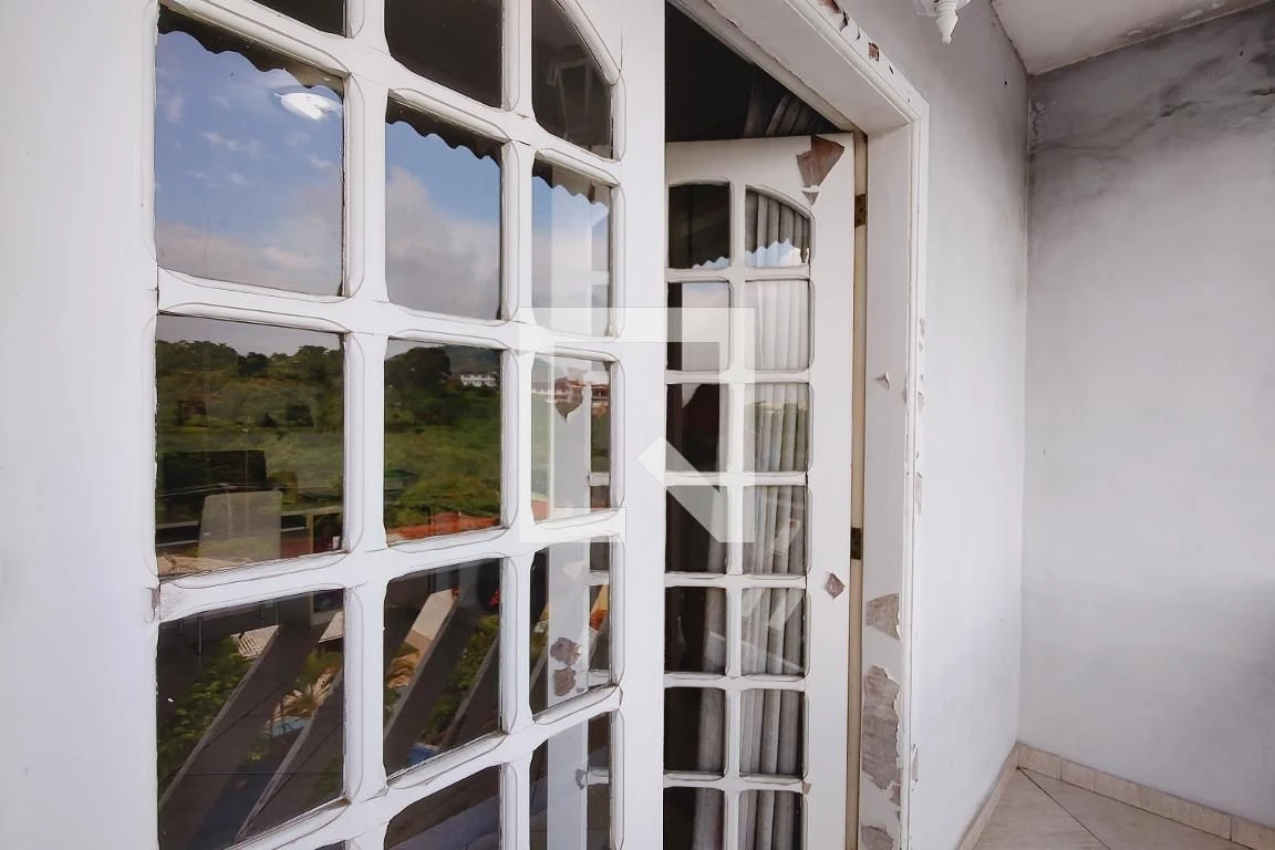 Casa mobiliada com 3 quartos, varanda e 3 banheiros — photo 28