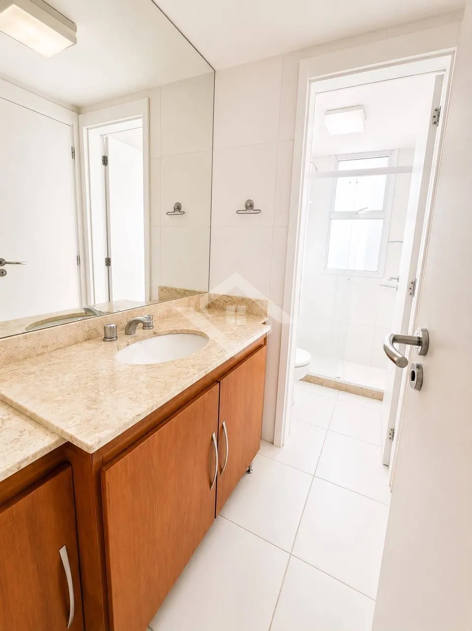 Apartment with 4 bedrooms and 5 bathrooms, 2 parking spots — photo 8