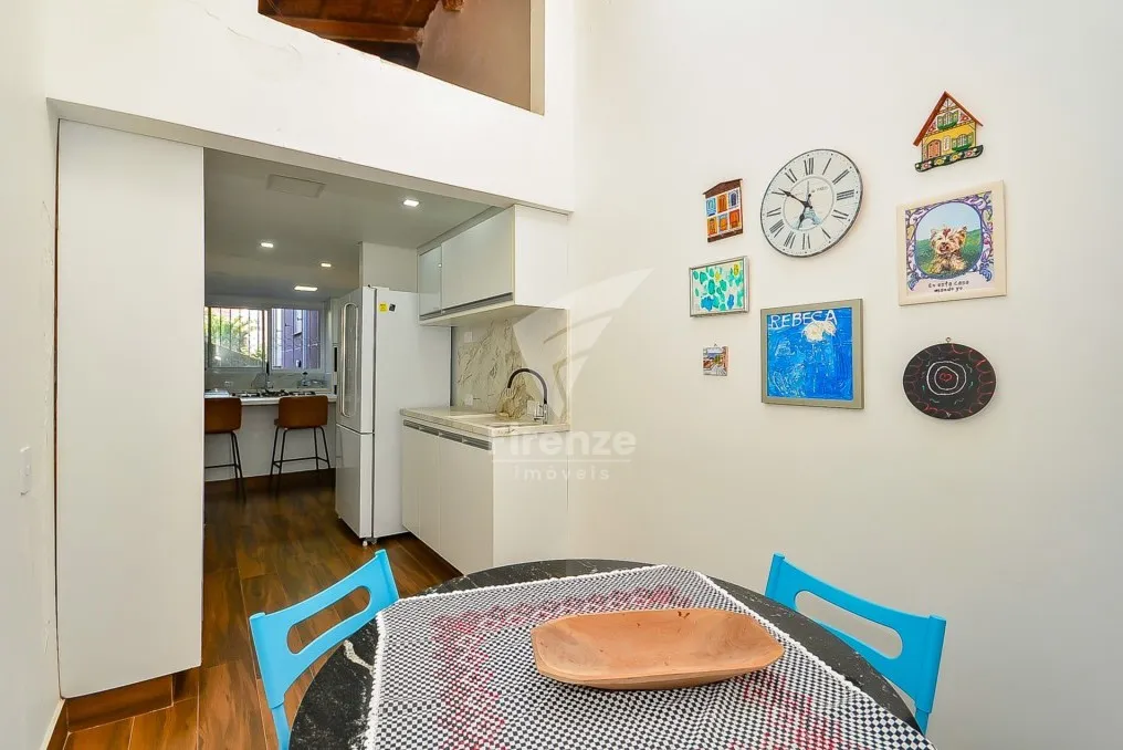 424 m² house with 3 en-suite bedrooms and 4 parking spots — photo 53