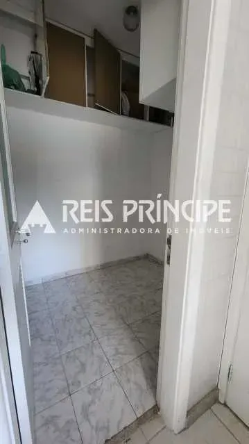 Apartment with 4 bedrooms and a gas-stove kitchen — photo 20