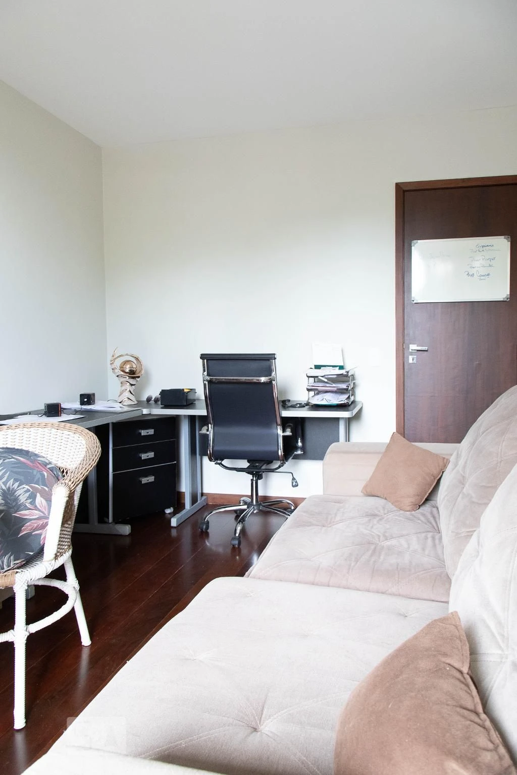 Apartamento mobiliado com 4 dormitórios e suíte — photo 41