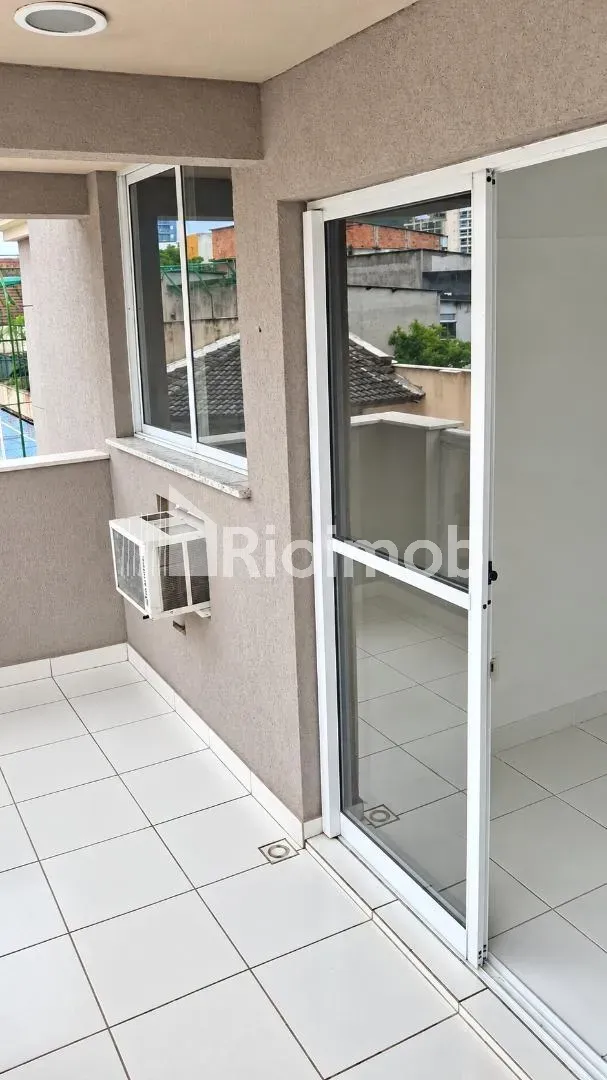 Квартира 80 м² з робочим місцем та панорамними вікнами — photo 4