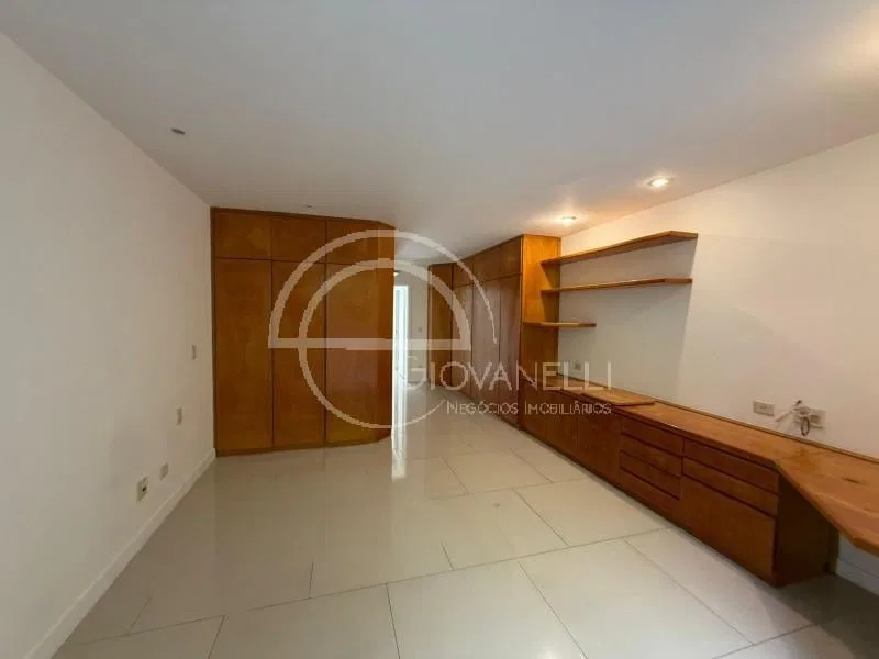 Casa triplex de 242 m² com 3 quartos e 2 vagas — photo 20