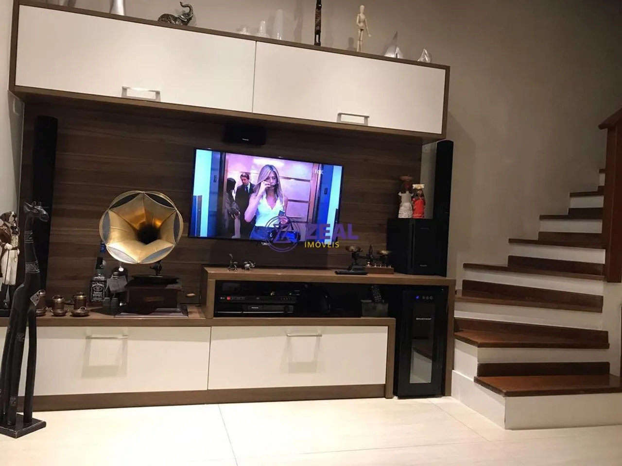 Casa sem mobília com 4 quartos e 5 banheiros — photo 13