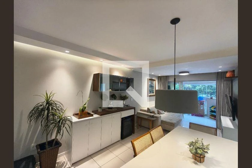 Furnished apartment, 103 m², with a glass-enclosed balcony — photo 29