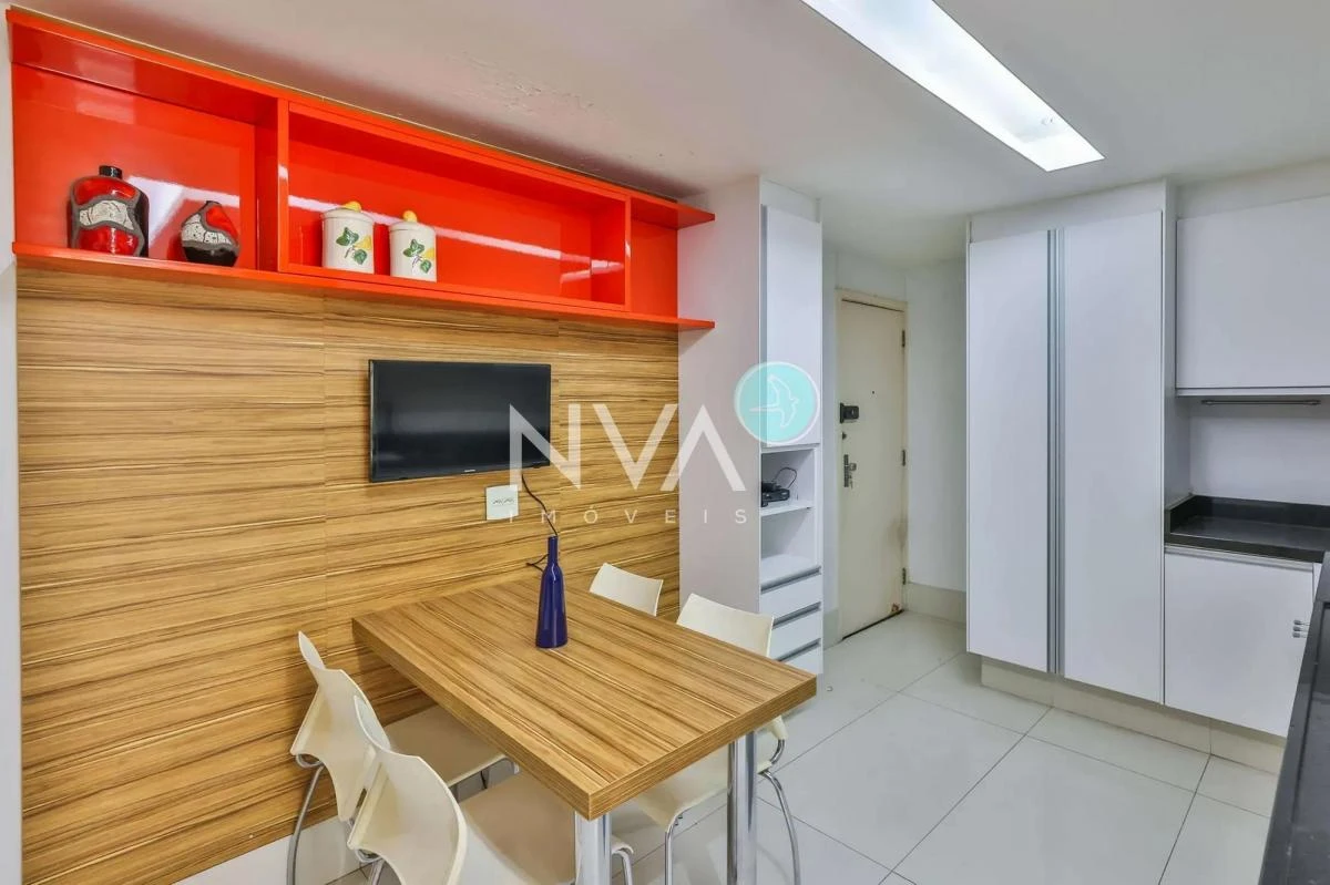 Apartment with balcony, 3 bedrooms and 4 bathrooms — photo 42