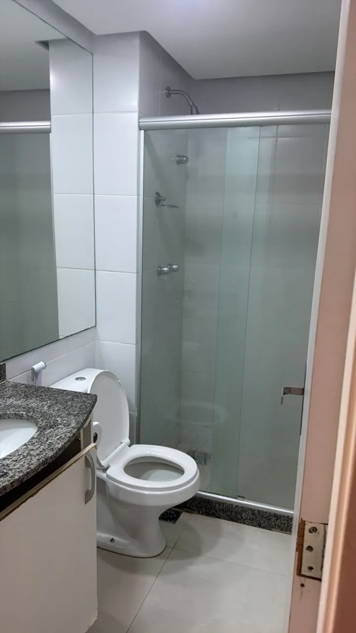 2-bedroom apartment in a building with a gym — photo 6