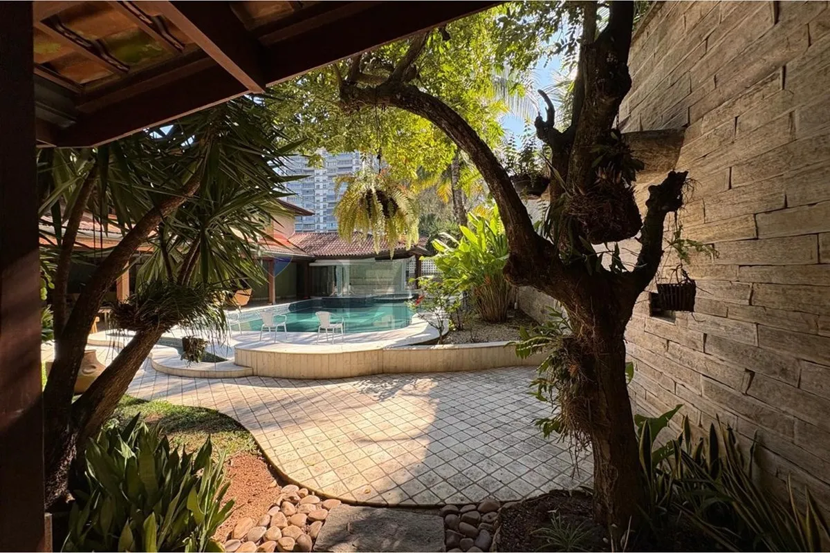 Casa mobiliada de condomínio com 6 suítes e 8 vagas — photo 44