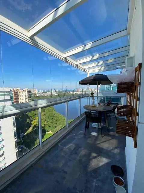 Furnished apartment with 4 bedrooms and a closed kitchen — photo 9