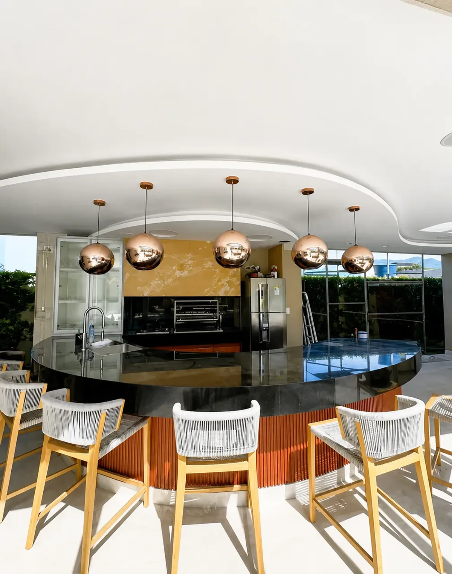 Furnished 5-bedroom house with an open-plan kitchen — photo 21