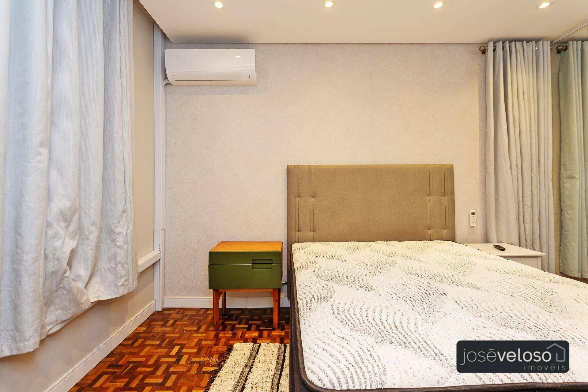 137 m² apartment with 3 bedrooms and air conditioning — photo 29