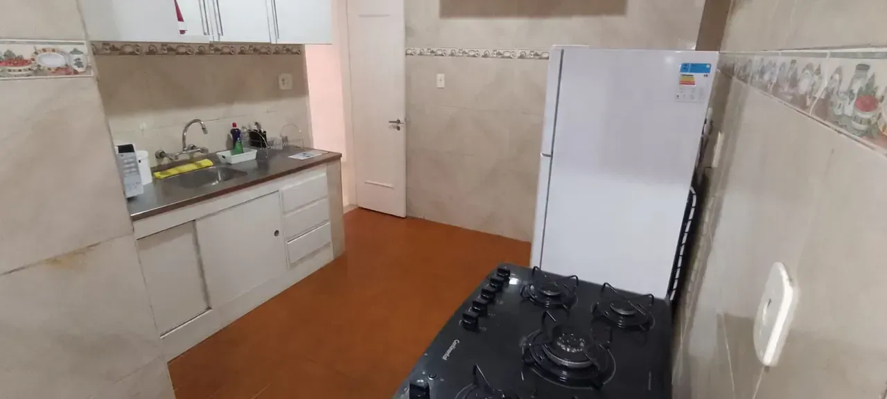 Furnished apartment with 3 bedrooms and 2 bathrooms — photo 10