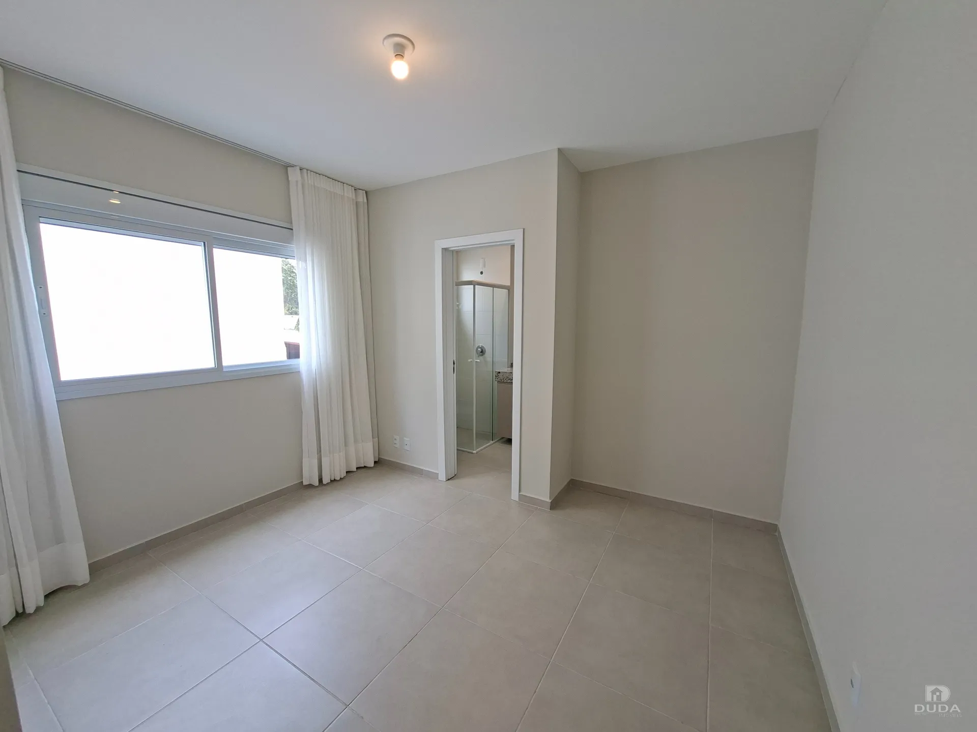 Furnished apartment, 59 m², with a home office — photo 10