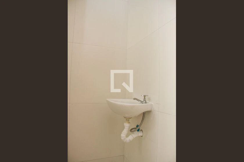 90 m² apartment with 2 bedrooms and a balcony — photo 36