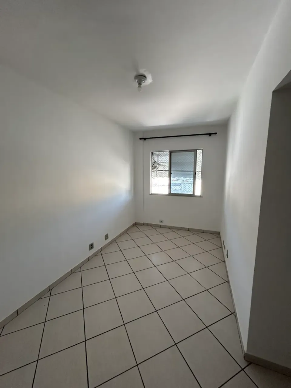 2-bedroom apartment with tile flooring — photo 3