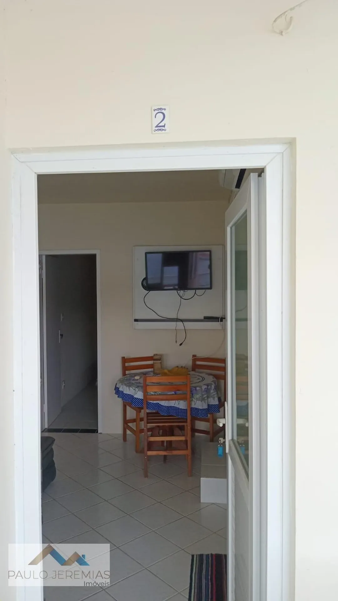 Apartamento con 1 dormitorio y balcón, 40 m² — photo 2