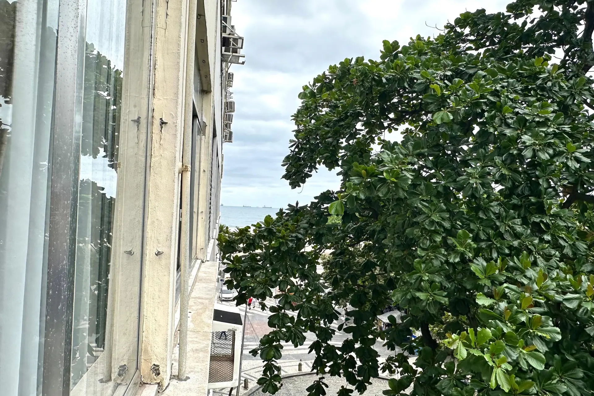 93 m² apartment with a washing machine and a water view — photo 9