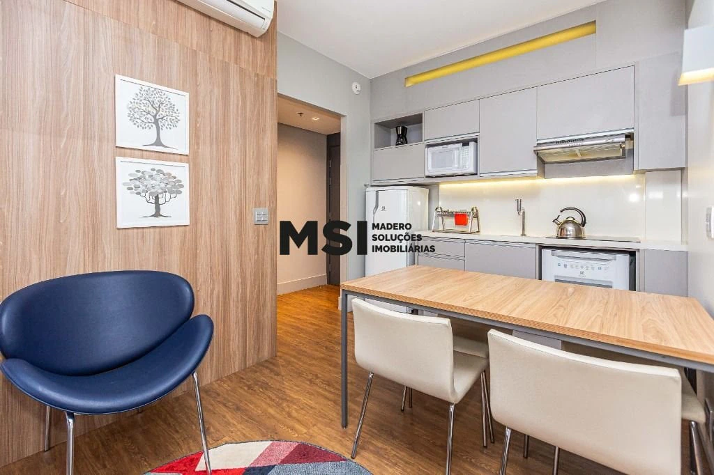 One-bedroom apartment with a washing machine — photo 7