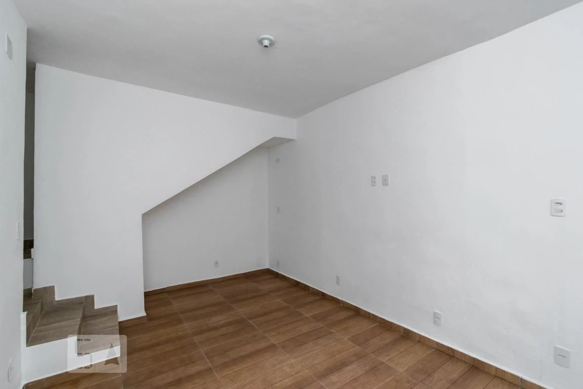 House with 1 bedroom and a balcony, 2 bathrooms — photo 6
