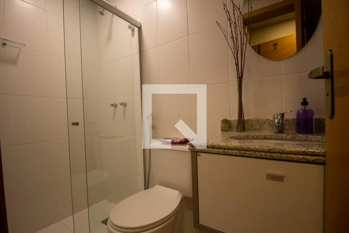 Furnished apartment with 2 en-suite bedrooms and desk — photo 23