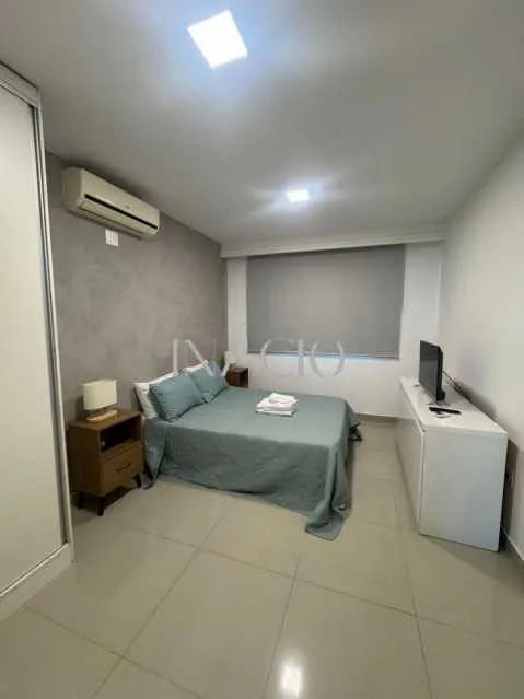 Jacuzzi y 5 dormitorios: casa de 300 m² — photo 10