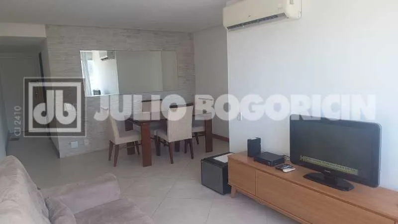 Apartamento sem mobília com 2 quartos e cozinha integrada — photo 6