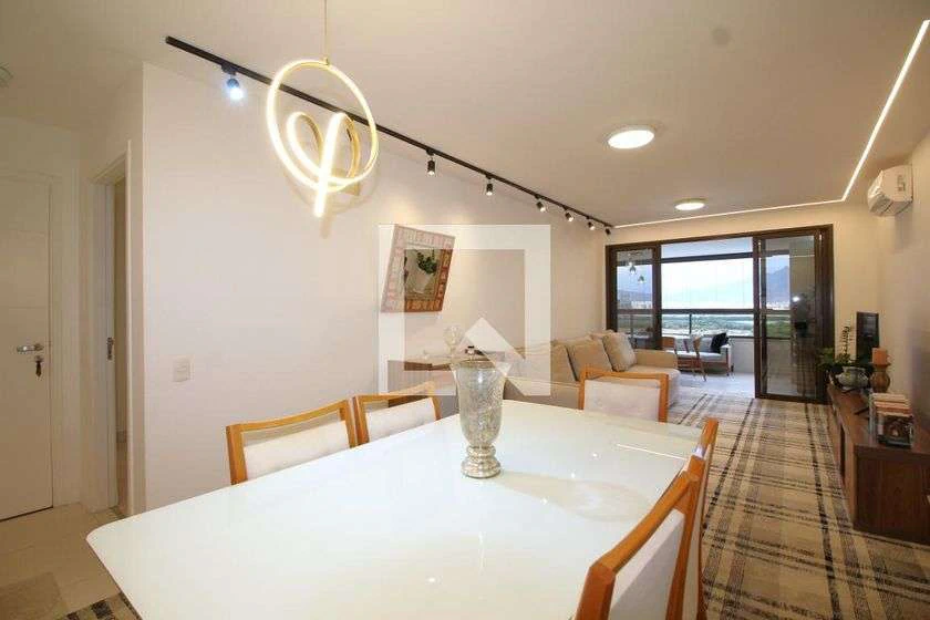 130 m² apartment with 3 bedrooms and enclosed balcony — photo 5