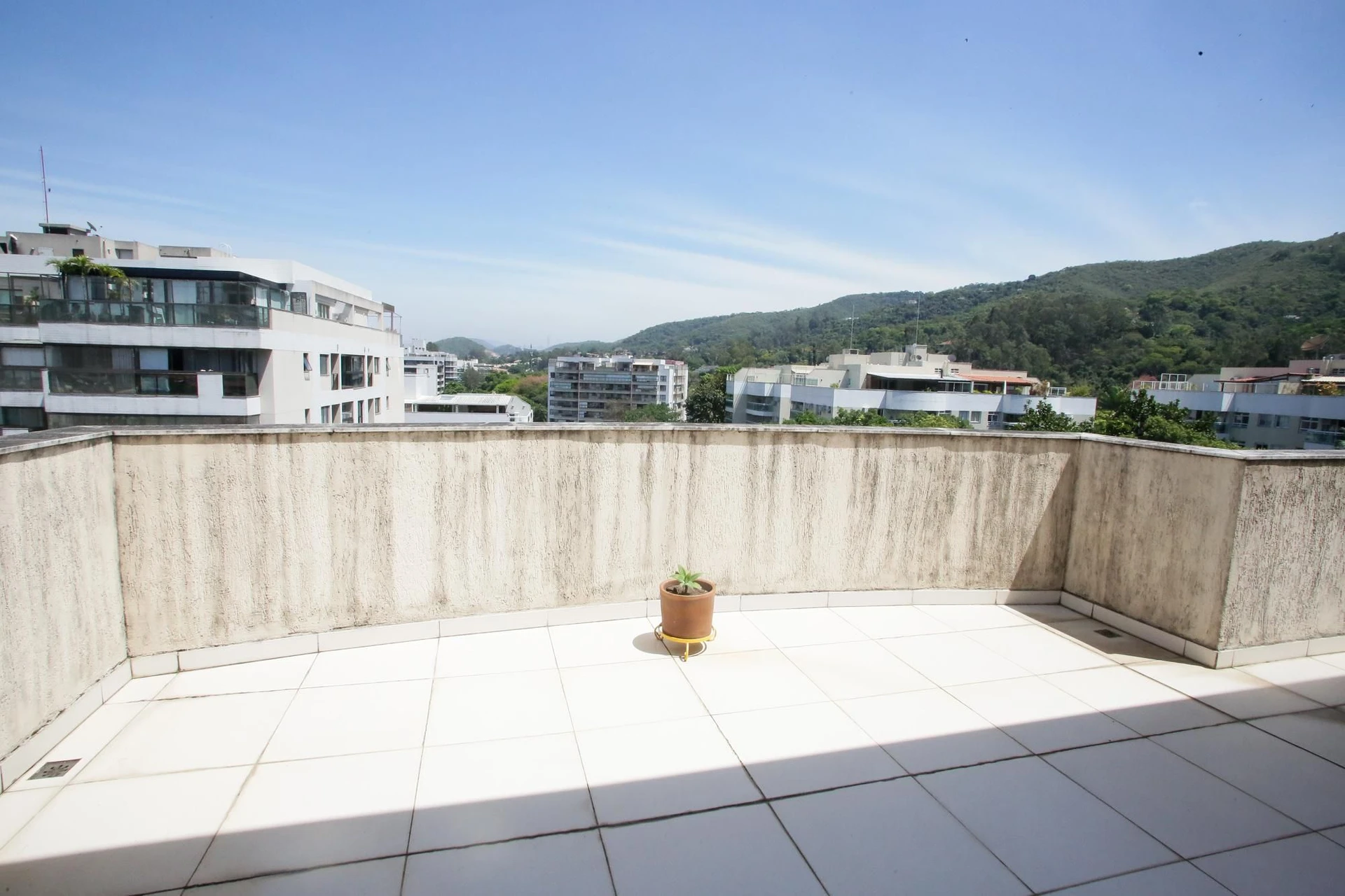 Apartamento mobiliado: 4 quartos, 4 banheiros e 2 vagas — photo 9