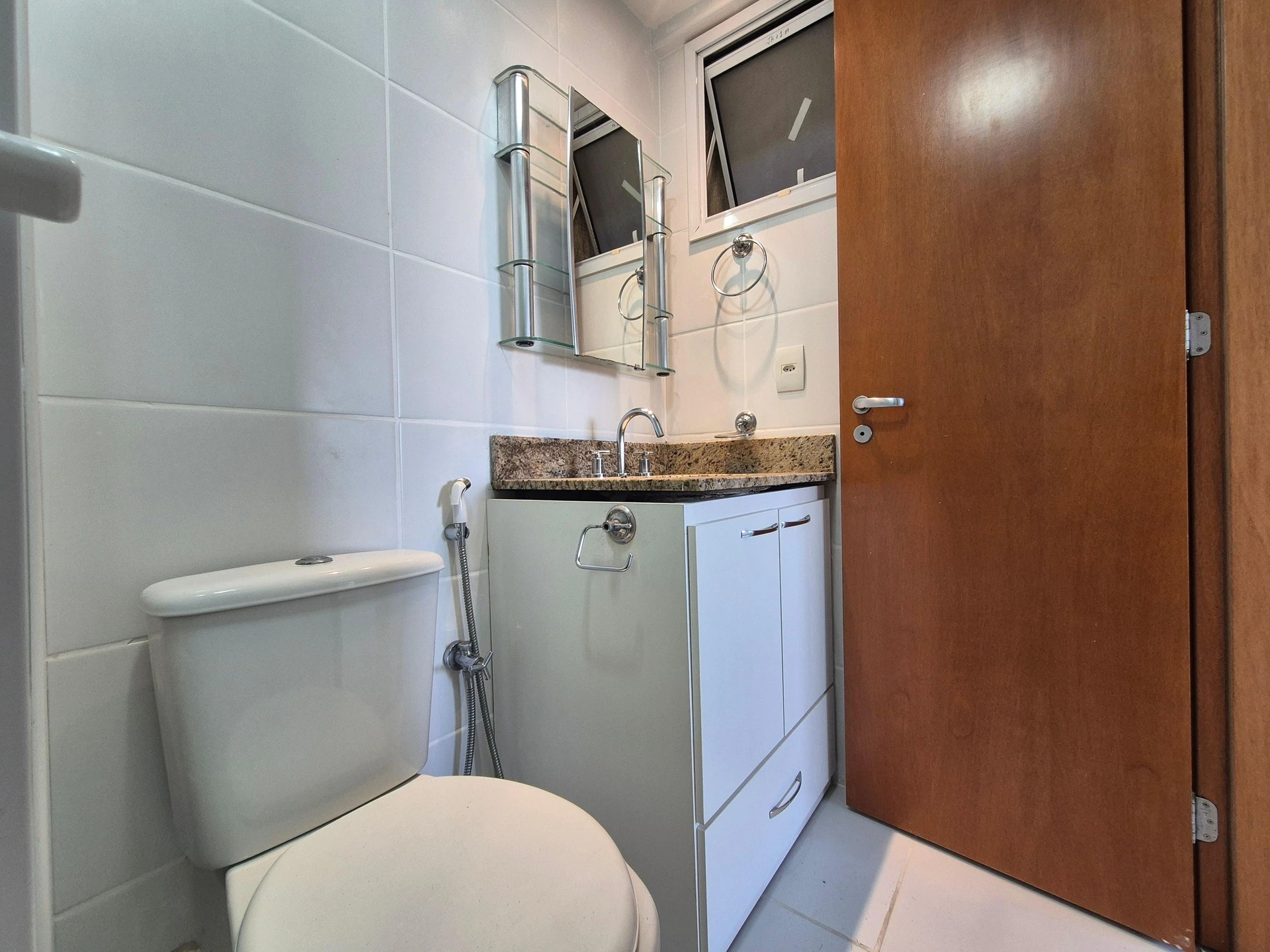Apartment, 133 m², with a glass-enclosed balcony — photo 38